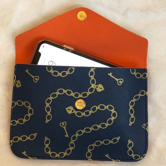 NWT Top It Off Clutch, Wristlet,Shoulder,Crossbody - Picture 2 of 13